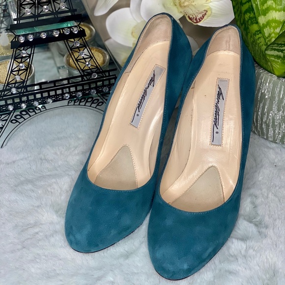 BRIAN ATWOOD SUEDE PLATFORM PUMPS - Picture 3 of 6